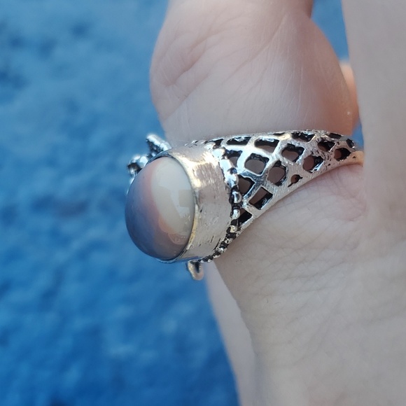 New Mookaite Jasper Silver Flower Ring. - Picture 4 of 16